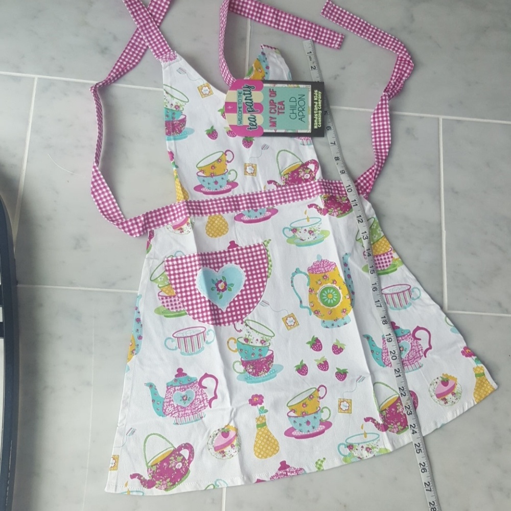 Child Apron - Picture 3 of 5
